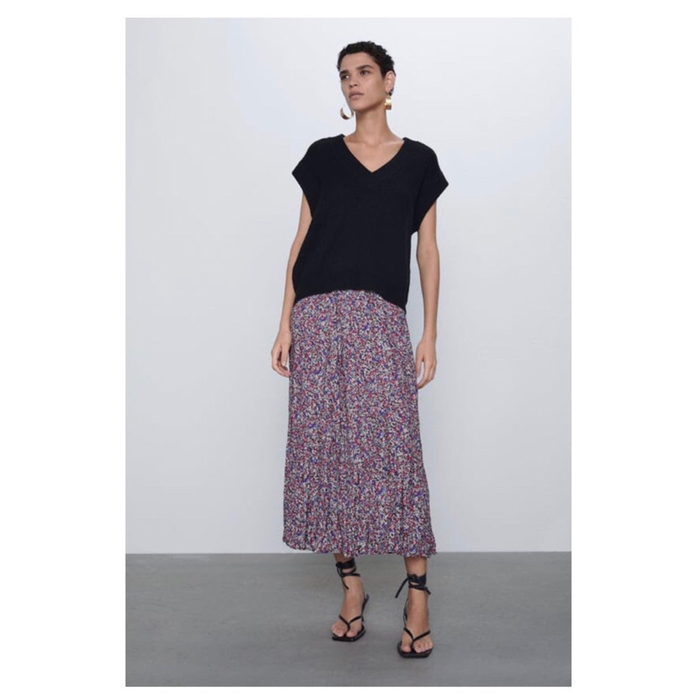 Zara Floral Pleated Midi Skirt